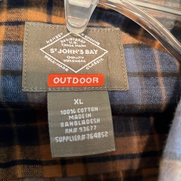 ST JOHN’S BAY Outdoor Flannel Shirt - Picture 4 of 5